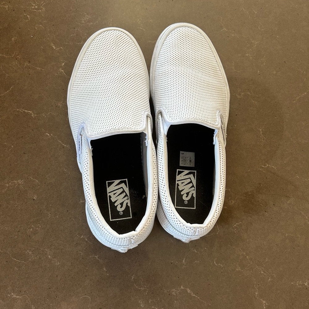 Women’s White leather slip on vans size 10